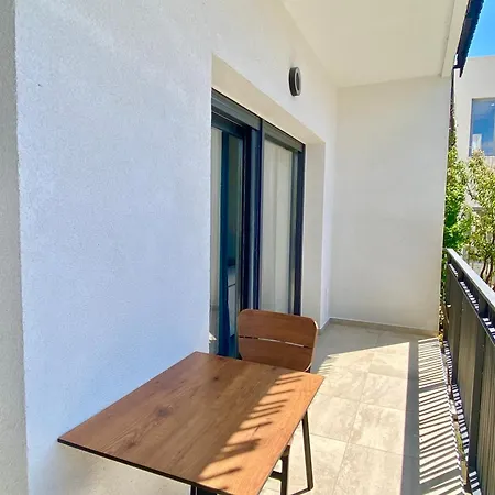 Apartmani More * Kaštela