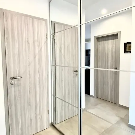 Apartmani More * Kaštela